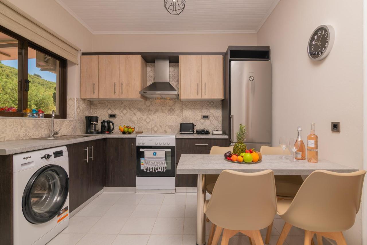 Arokaria Apartment Alykanas  Ngoại thất bức ảnh